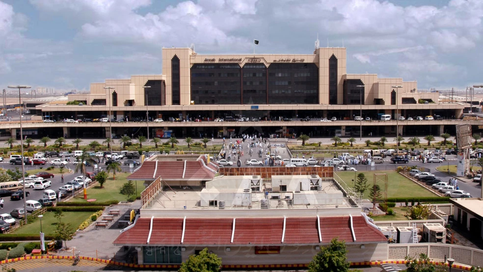 airport transfer karachi service