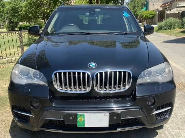 Armored BMW 7 Series B6 B6+ rental Karachi