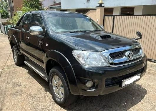 Armored Toyota Vigo B6 rental Karachi